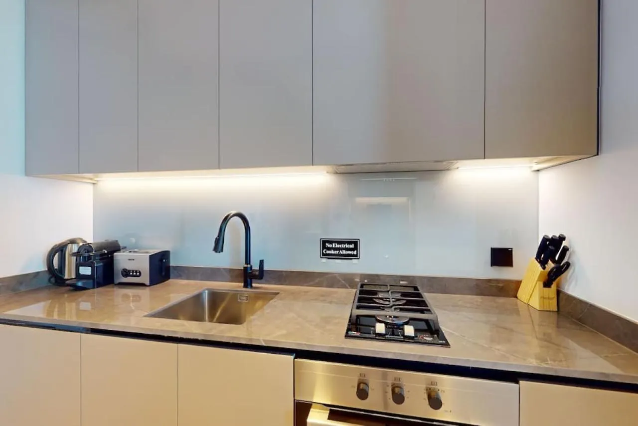 15 Northside Tower 1 - Elegant Studio Dubai Apartment